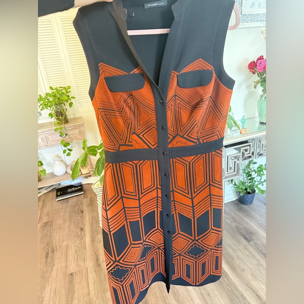 Elegant Black and Orange Geometric Midi Dress